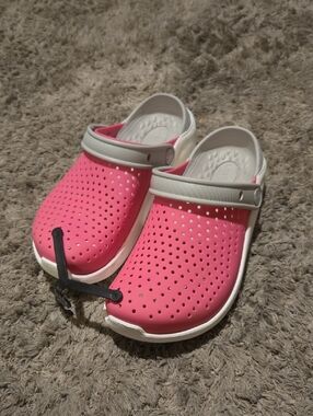 CROCS Kids Hot Pink Clogs with White Strap
